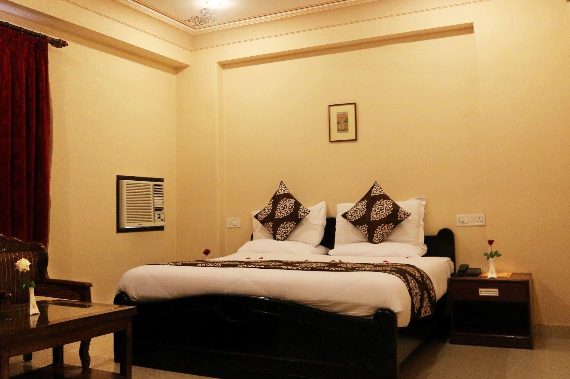 Fabhotel Amer Heritage Resort Jaipur Extérieur photo